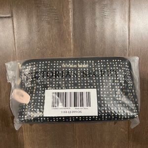 Victoria’s Secret pouch